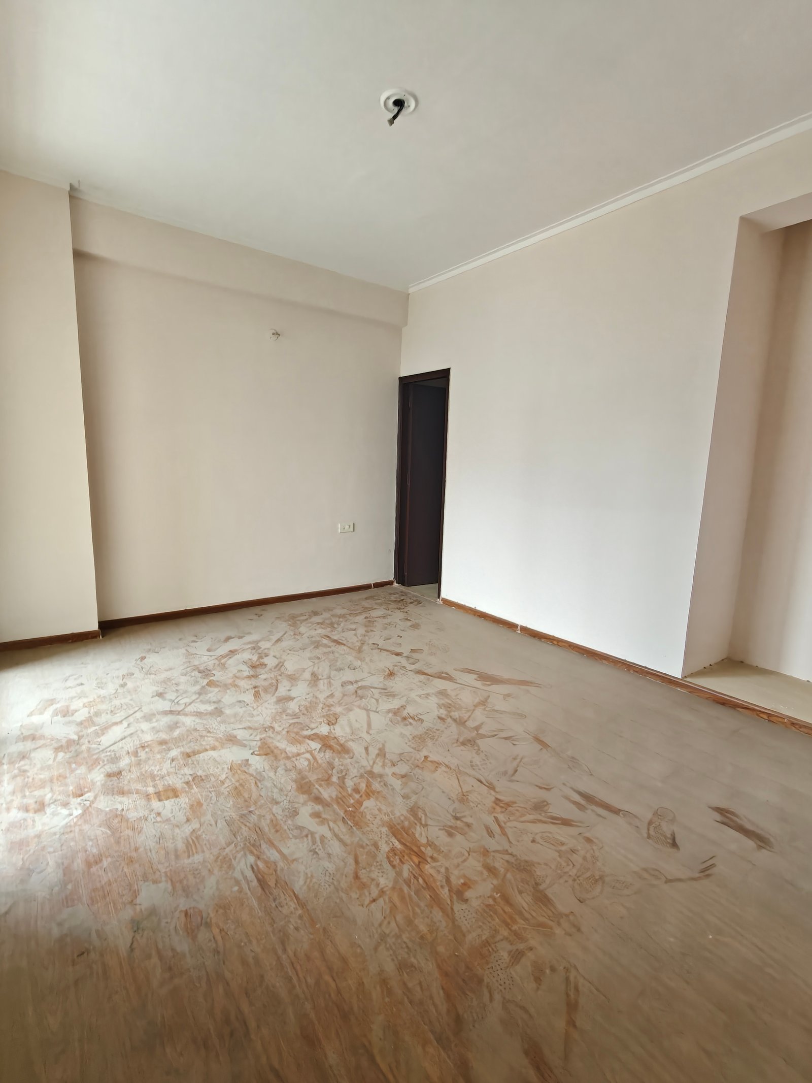 2 BHK Apartment in Amrapali Golf Homes at Greater Noida West