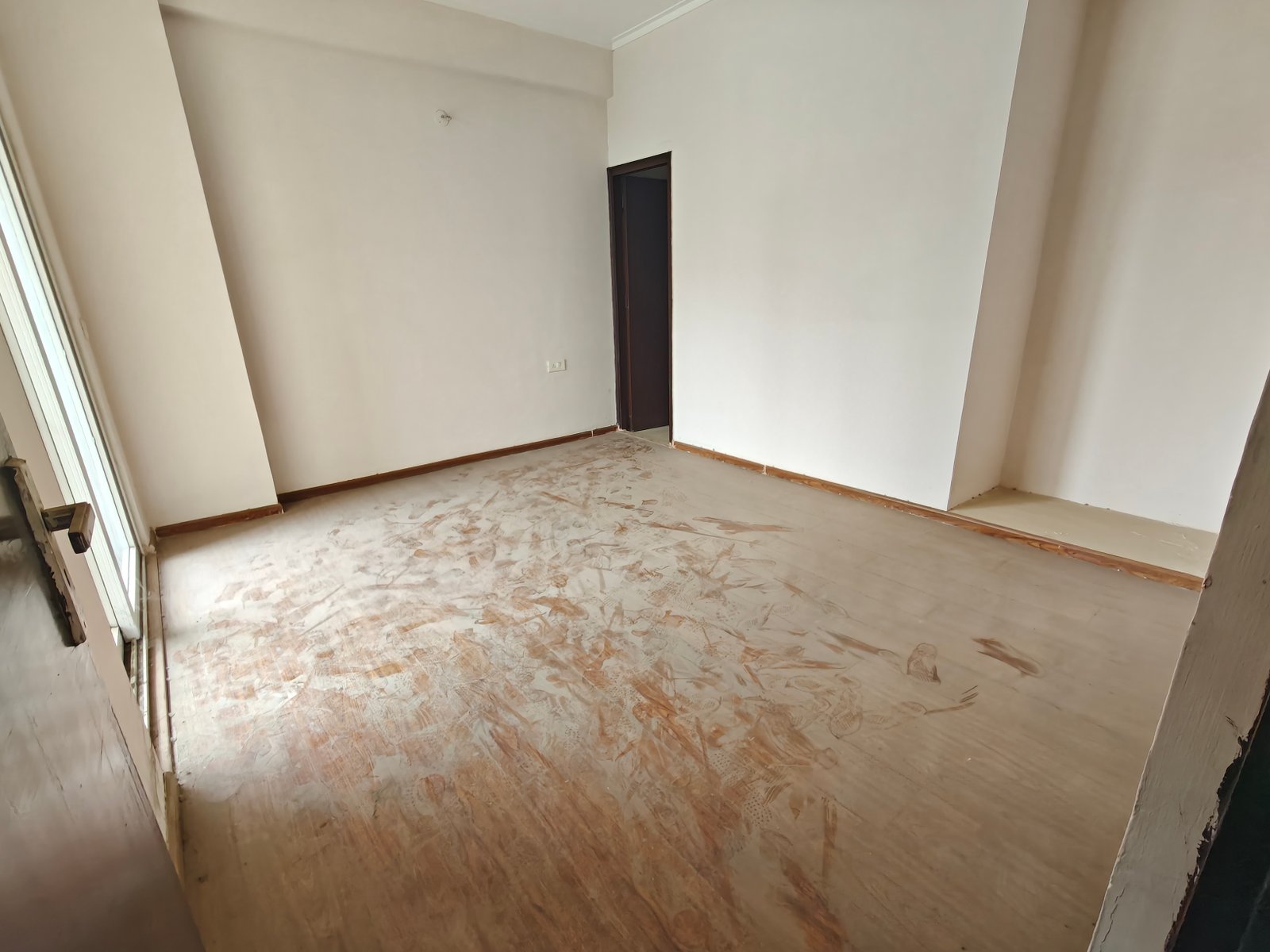 2 BHK Apartment in Amrapali Golf Homes at Greater Noida West
