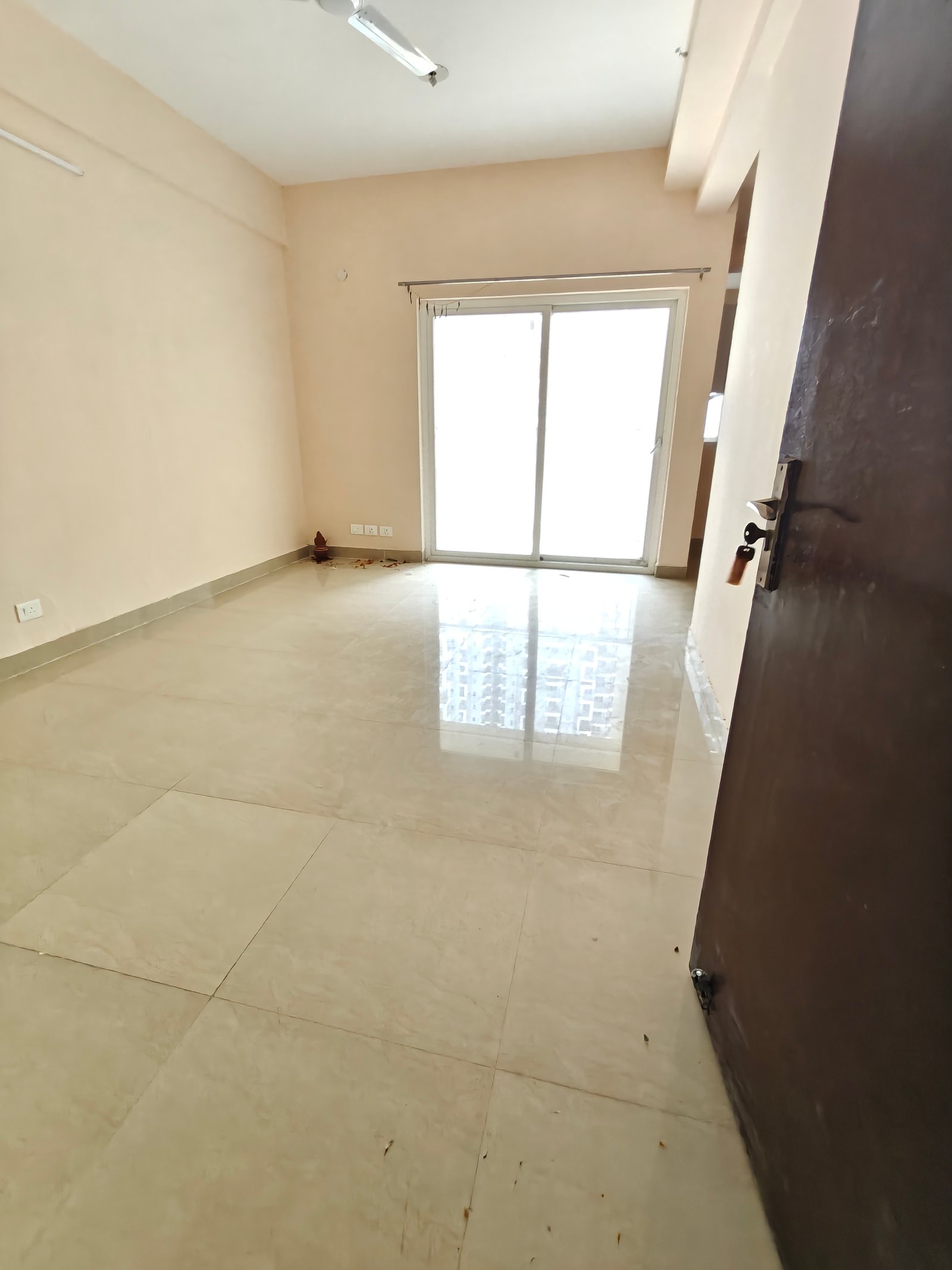 3 BHK Apartment in Amrapali Golf Homes at Greater Noida West