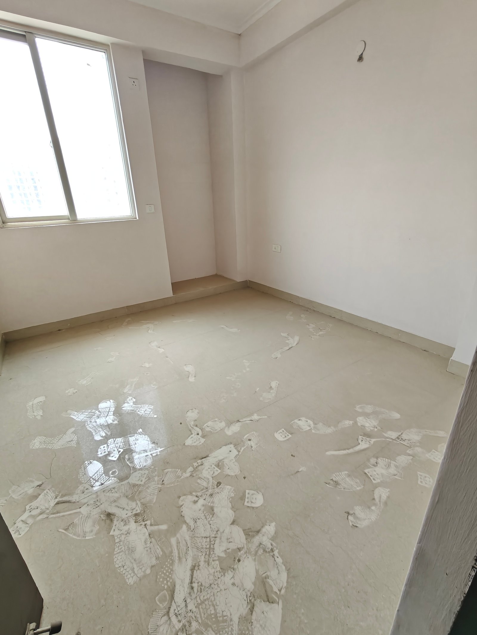 2 BHK Apartment in Amrapali Golf Homes at Greater Noida West