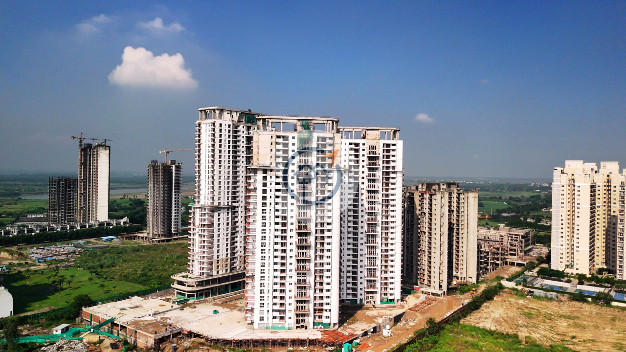 Max Antara - Amenities