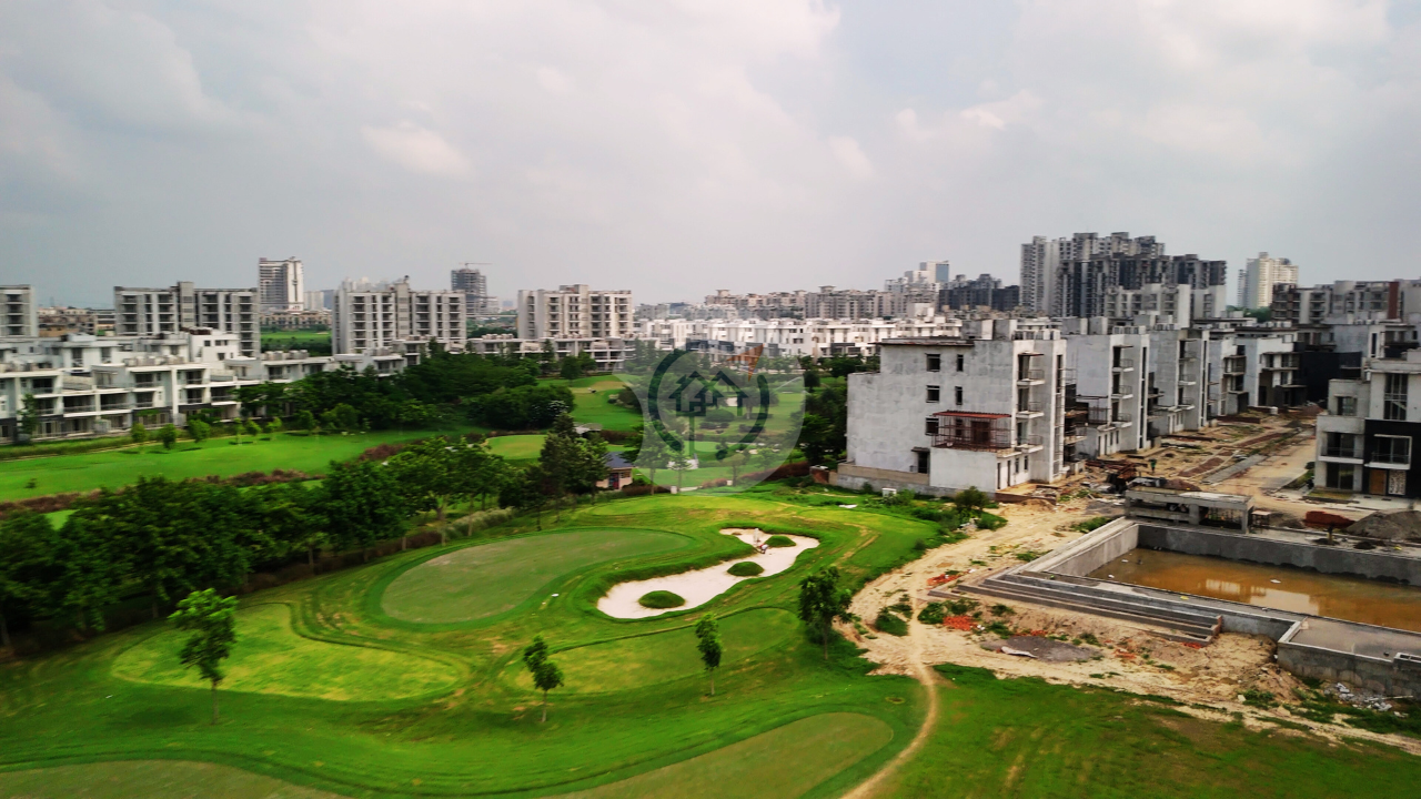 Godrej Golf Links - Features