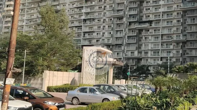 Prateek Edifice - Features