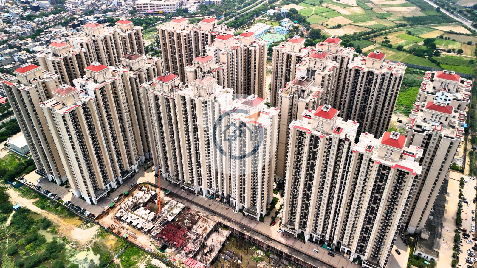 Prateek Grand City - Features